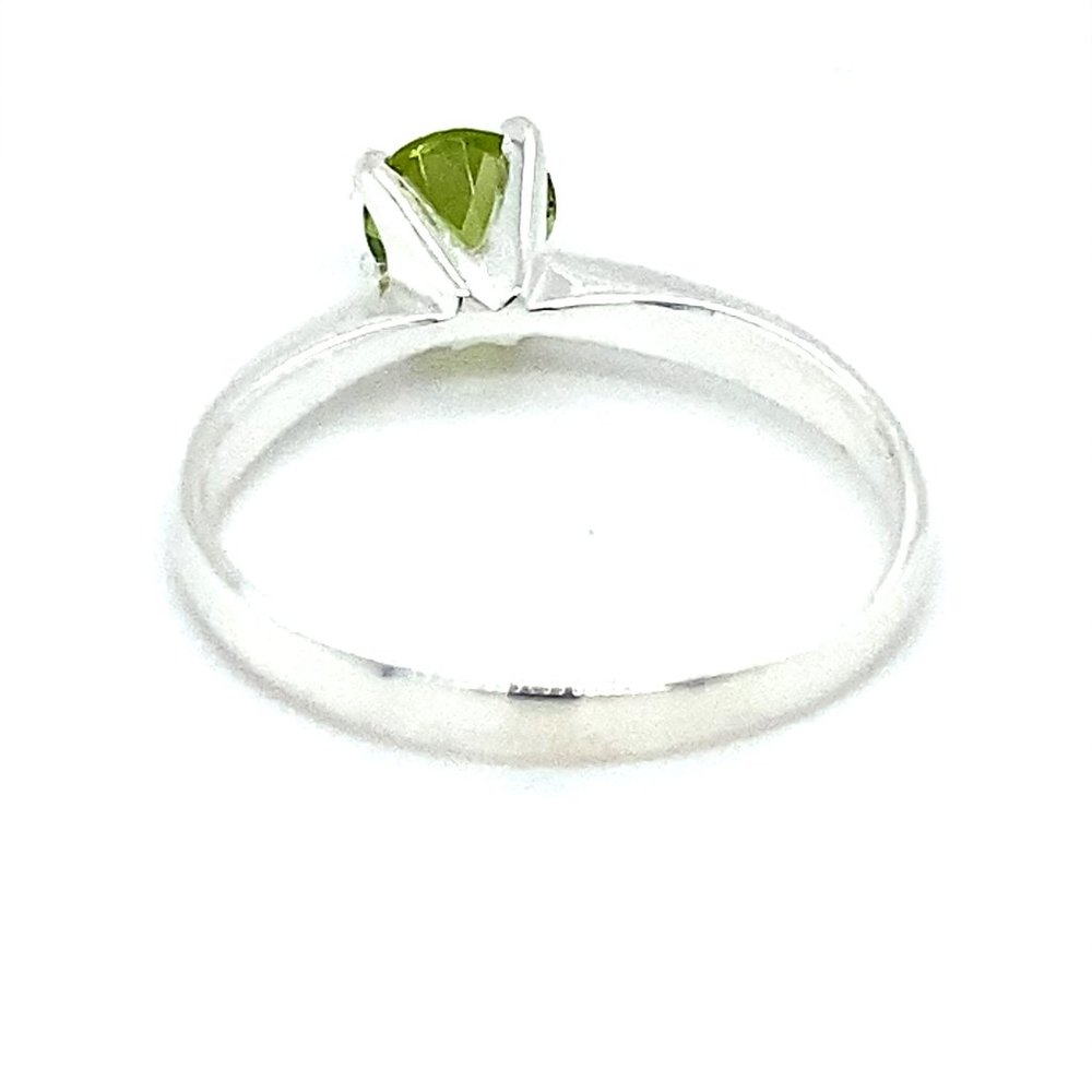 Peridot 1.40ct Platinum Finish Solid Silver Ring - Picture 4 of 6